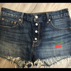 LEVI STRAUSS 501 Cut-Off Shorts